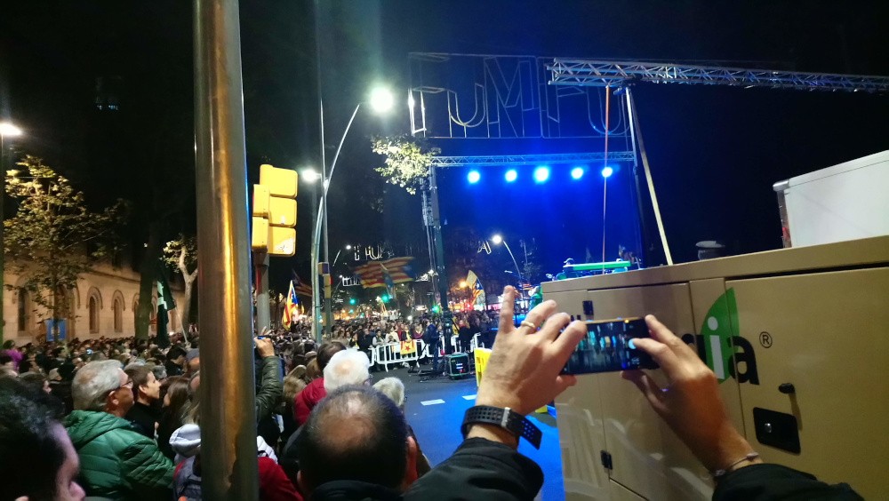 Eine Protestkundgebung von Tsunami Democràtic in der Hauptstadt Kataloniens, Barcelona.